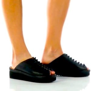 L’Amour Des Pieds Arienne Wedge Sandal black leather